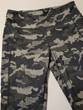 New Balance size large camo leggings